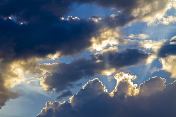 sunset-streaky-clouds2-lo